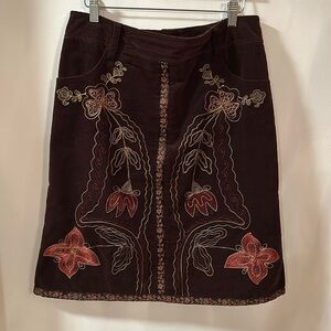 Beautiful Nanette Lepore Skirt size 8